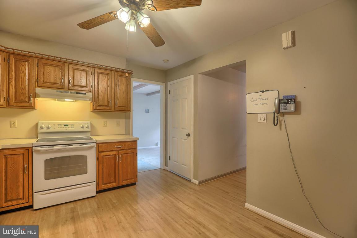 76 Browning Road Lancaster, PA 17602 - Photo 9 of 26 Gallery Image 9