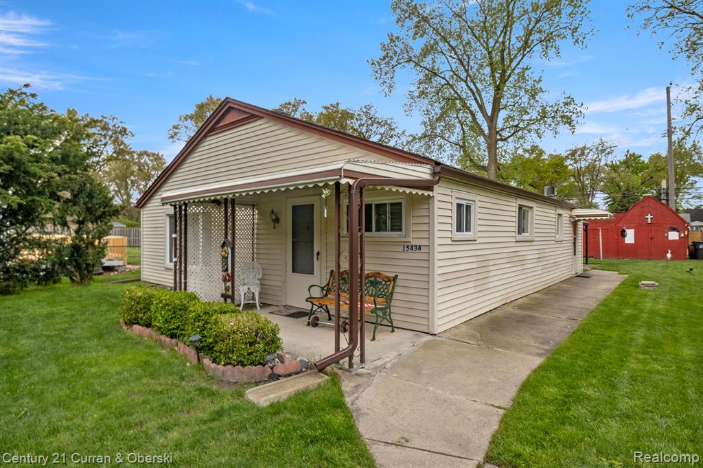 15434 Beech Daly Road Taylor, MI 48180 - Photo 1 of 24 Gallery Image 1
