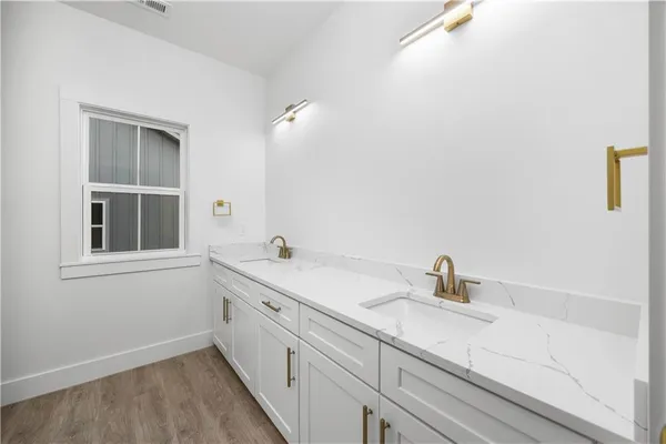 $309,900 | 617 Catalpa Street, Independence, KS 67301