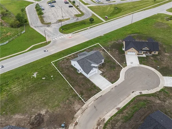 $309,900 | 617 Catalpa Street, Independence, KS 67301