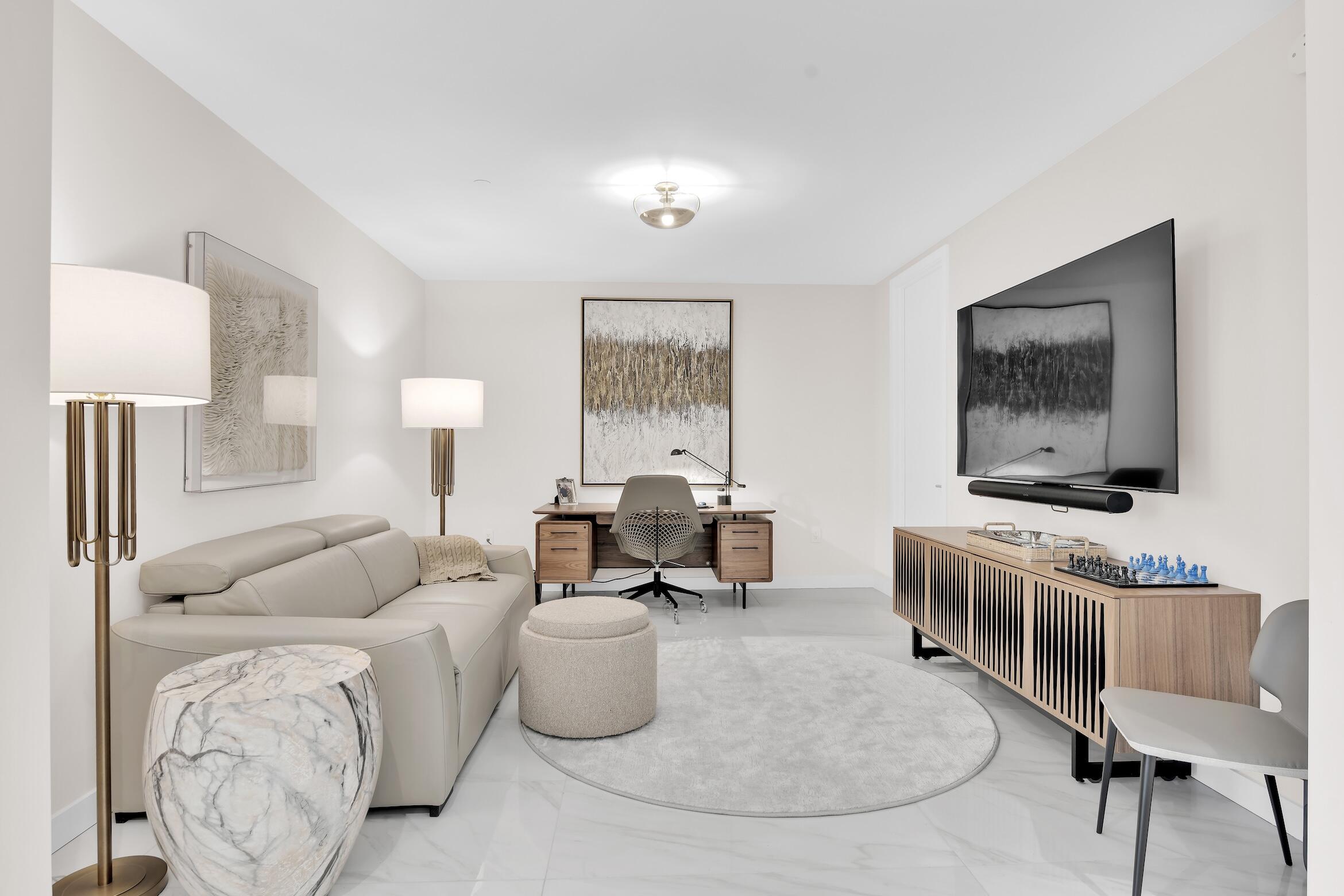 220 Southeast Mizner Boulevard, Unit 308 Boca Raton, FL 33432 - Photo 12 of 55 200 SE Mizner Blvd 308, Boca Raton -28