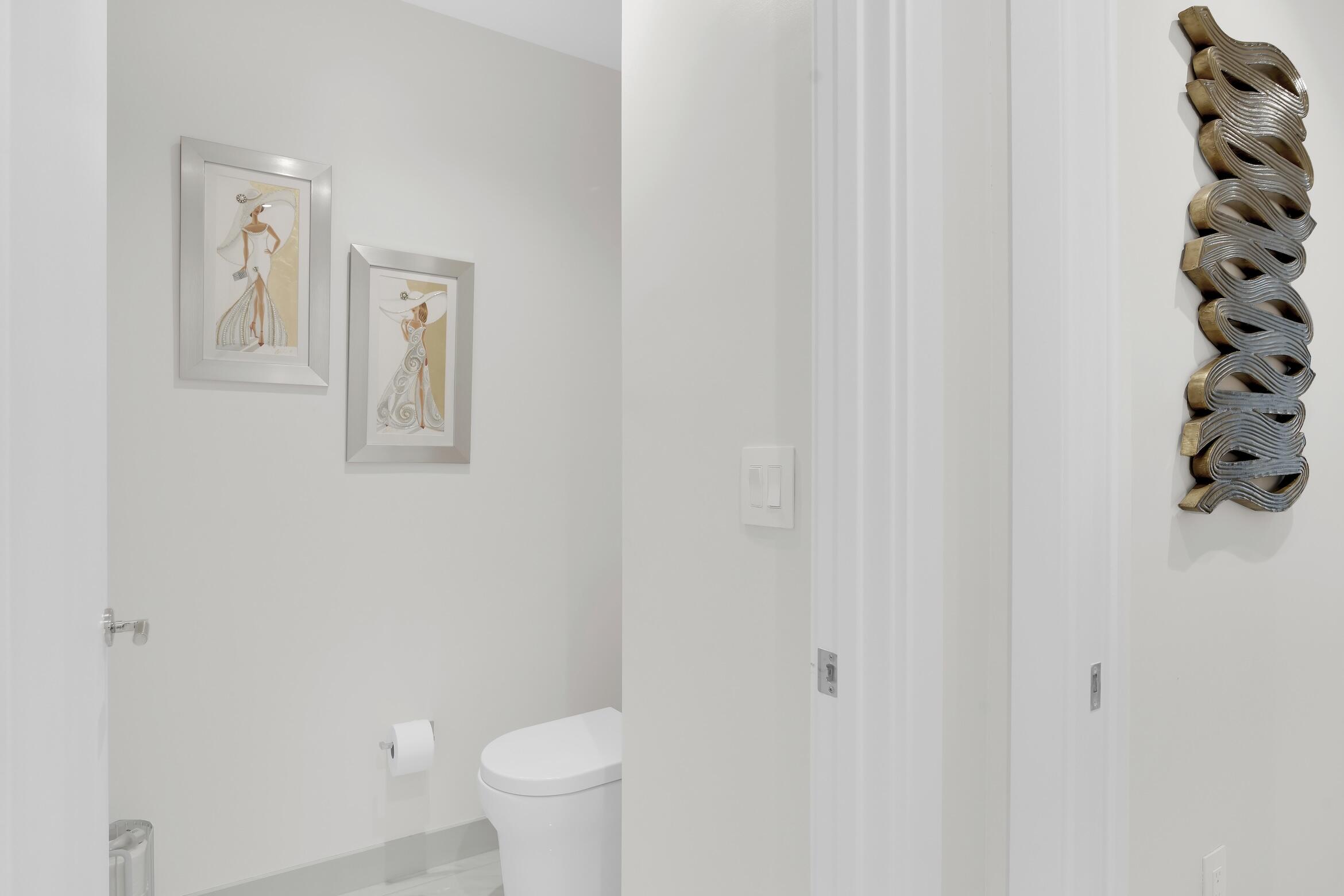 220 Southeast Mizner Boulevard, Unit 308 Boca Raton, FL 33432 - Photo 14 of 55 200 SE Mizner Blvd 308, Boca Raton -55