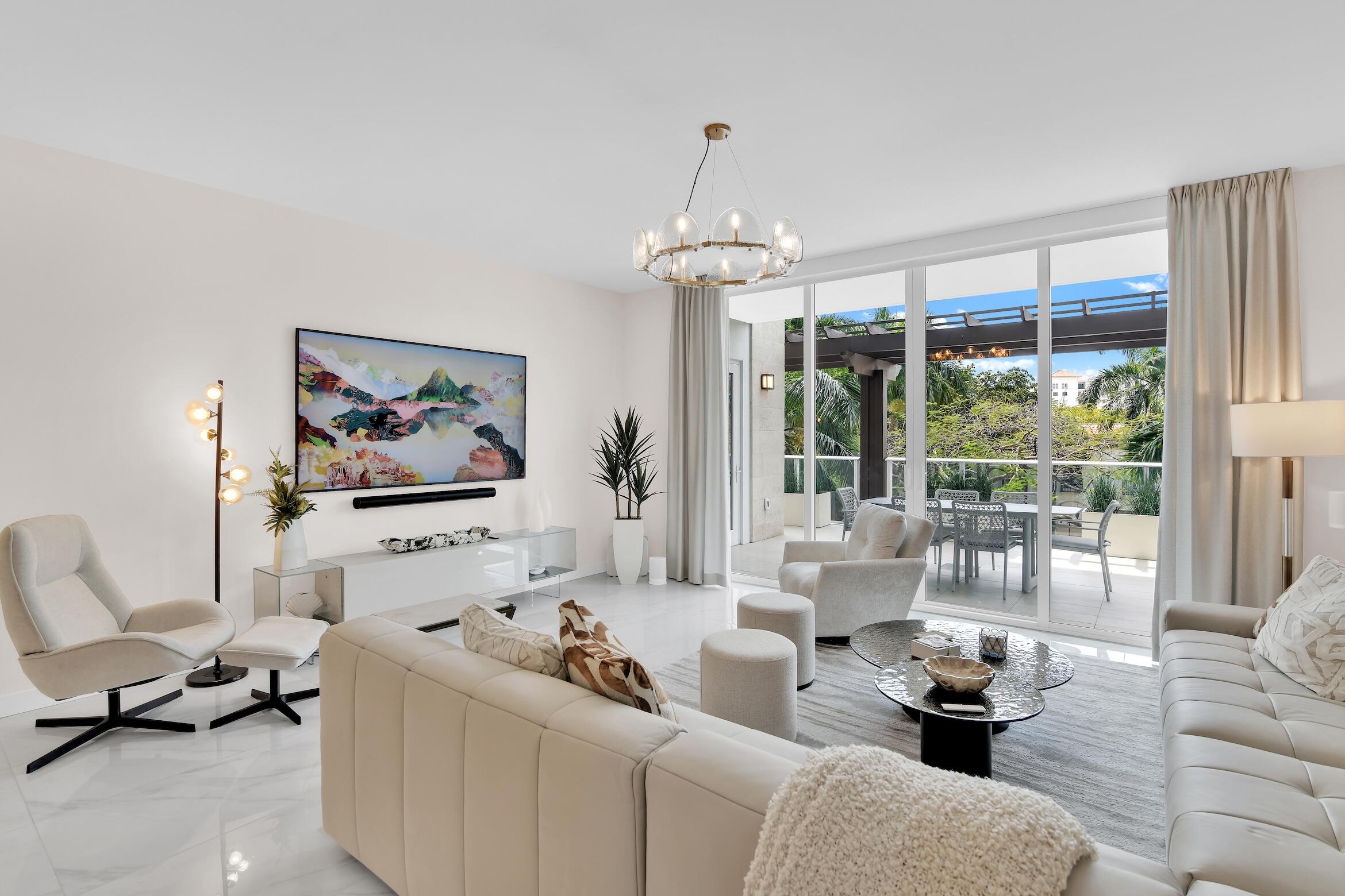 220 Southeast Mizner Boulevard, Unit 308 Boca Raton, FL 33432 - Photo 17 of 55 200 SE Mizner Blvd 308, Boca Raton -17