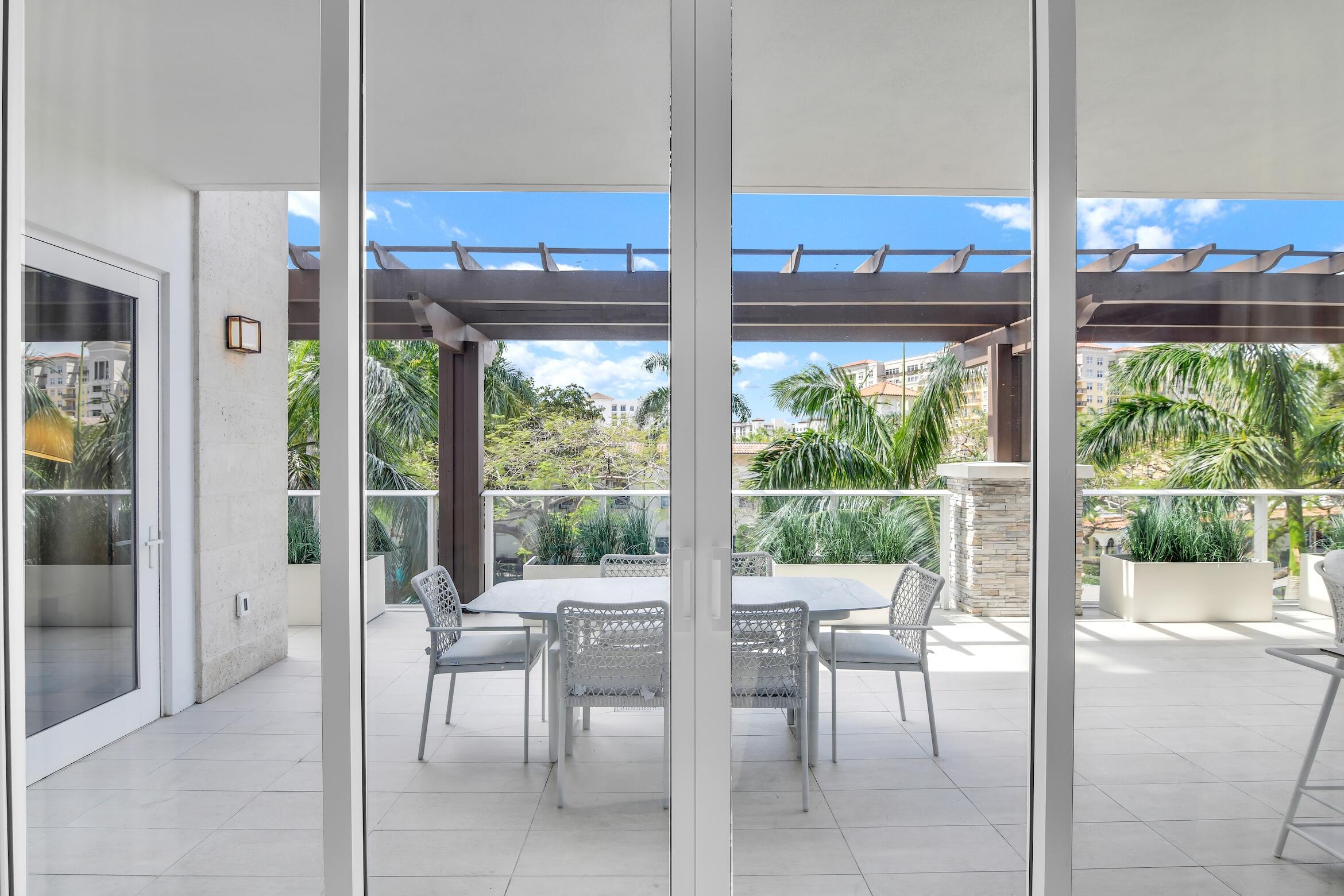 220 Southeast Mizner Boulevard, Unit 308 Boca Raton, FL 33432 - Photo 22 of 55 200 SE Mizner Blvd 308, Boca Raton -20