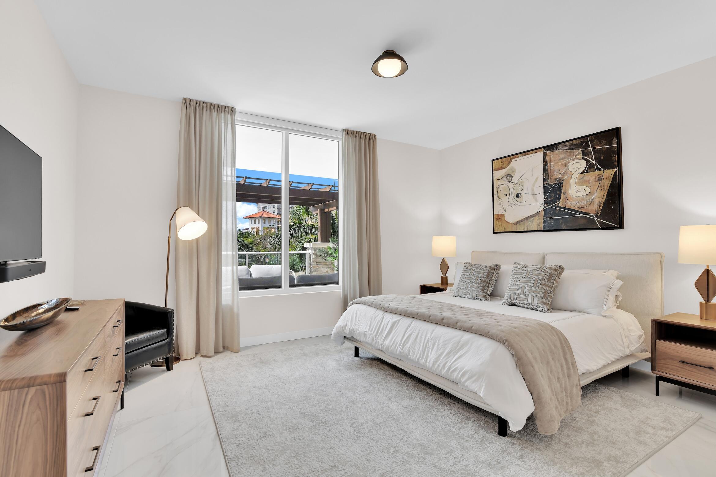 220 Southeast Mizner Boulevard, Unit 308 Boca Raton, FL 33432 - Photo 25 of 55 200 SE Mizner Blvd 308, Boca Raton -33