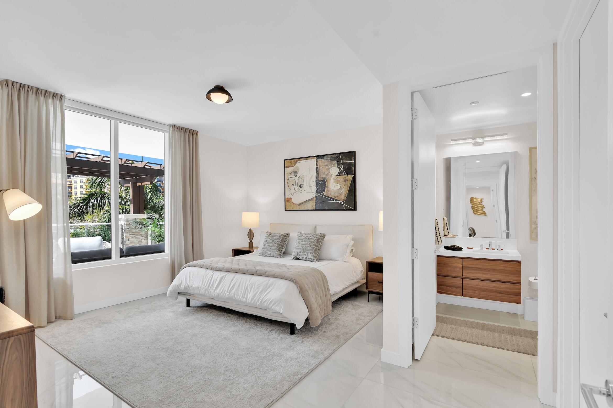 220 Southeast Mizner Boulevard, Unit 308 Boca Raton, FL 33432 - Photo 26 of 55 200 SE Mizner Blvd 308, Boca Raton -32