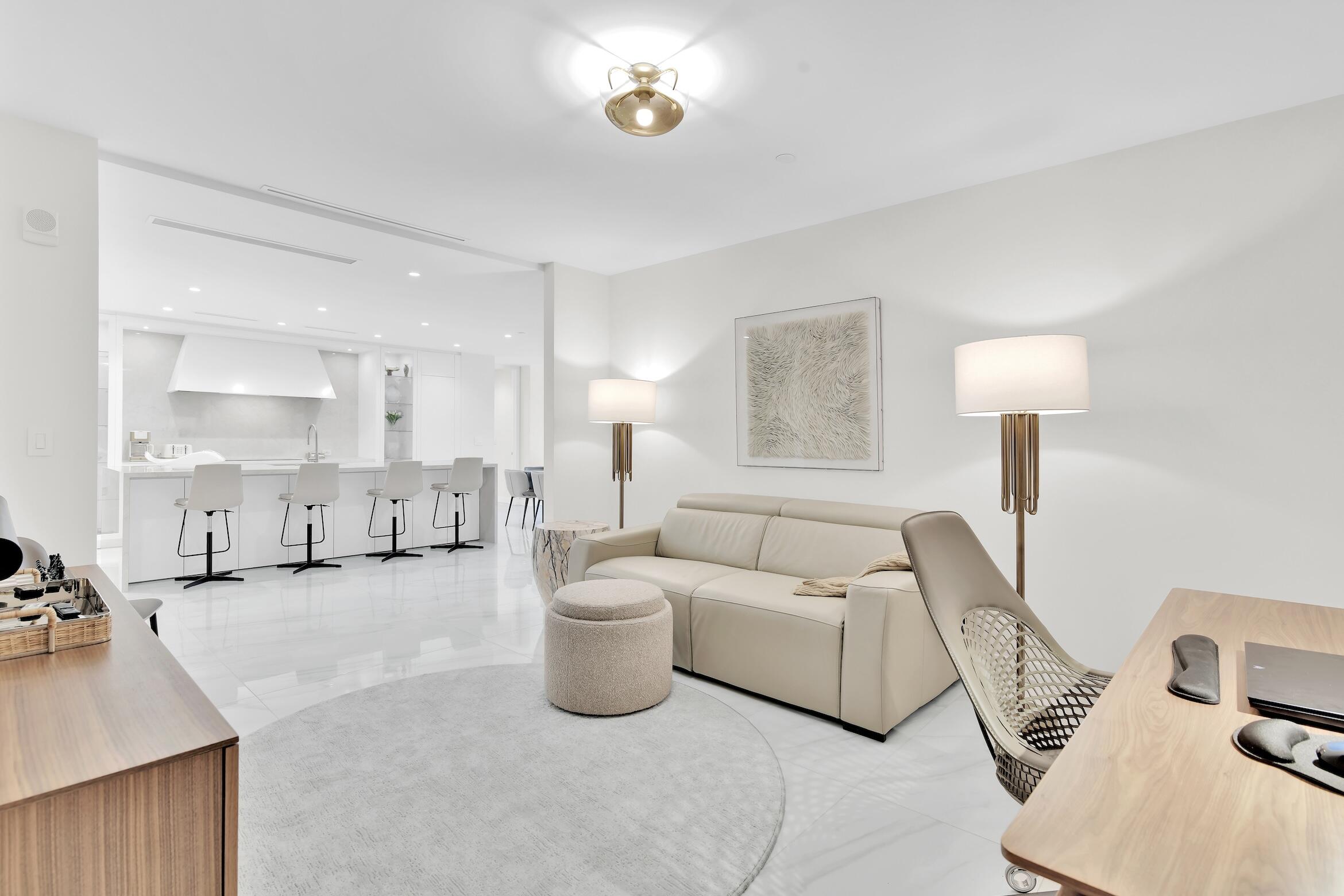 220 Southeast Mizner Boulevard, Unit 308 Boca Raton, FL 33432 - Photo 27 of 55 200 SE Mizner Blvd 308, Boca Raton -30