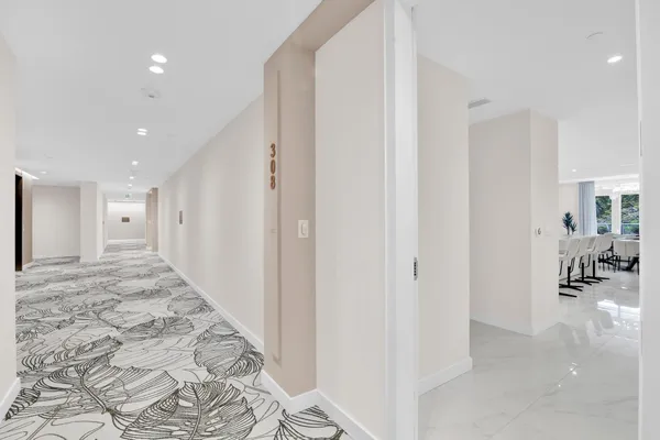 $10,000 | 220 Southeast Mizner Boulevard, Unit 308, Boca Raton, FL 33432