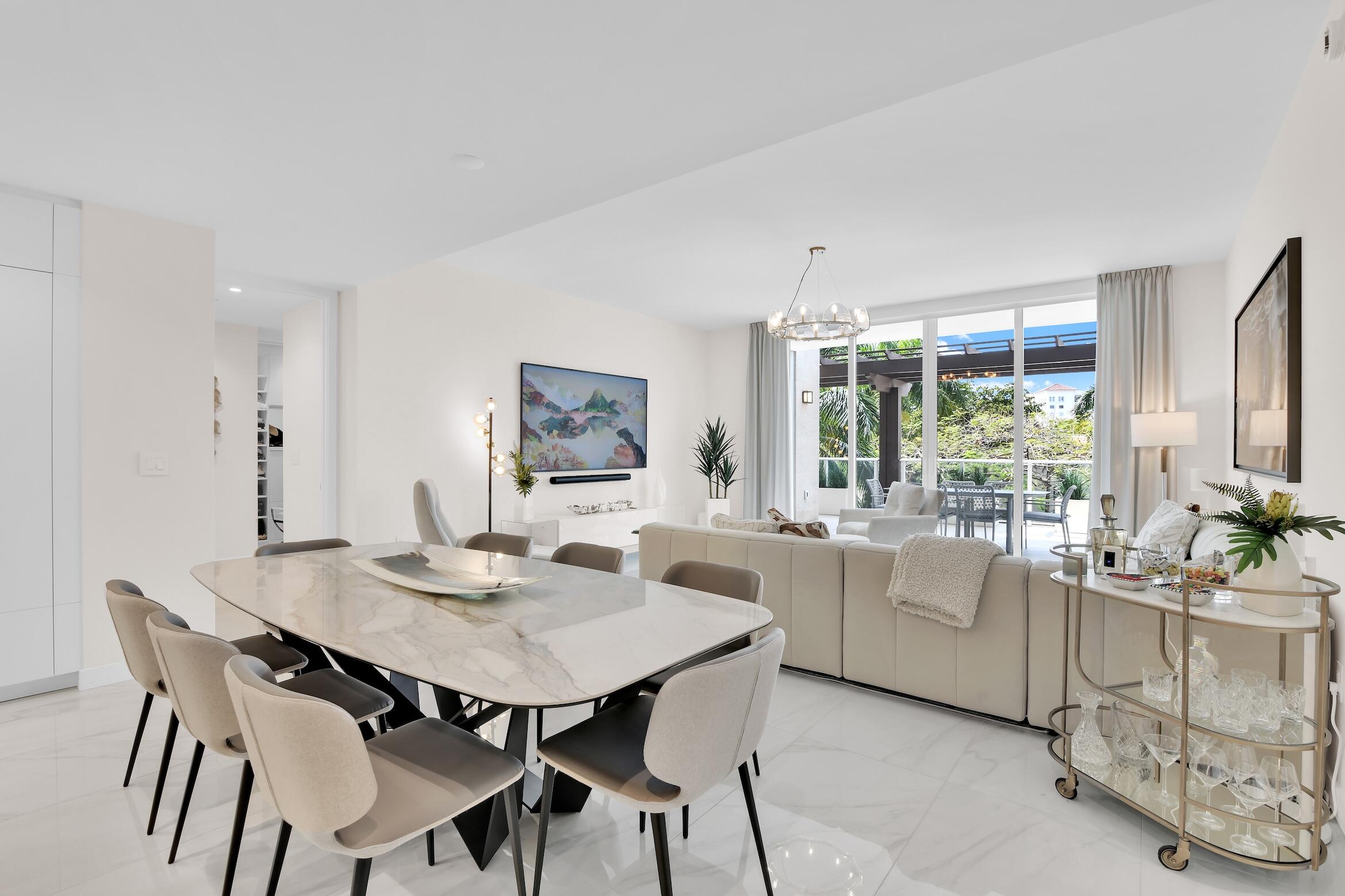 220 Southeast Mizner Boulevard, Unit 308 Boca Raton, FL 33432 - Photo 4 of 55 200 SE Mizner Blvd 308, Boca Raton -16