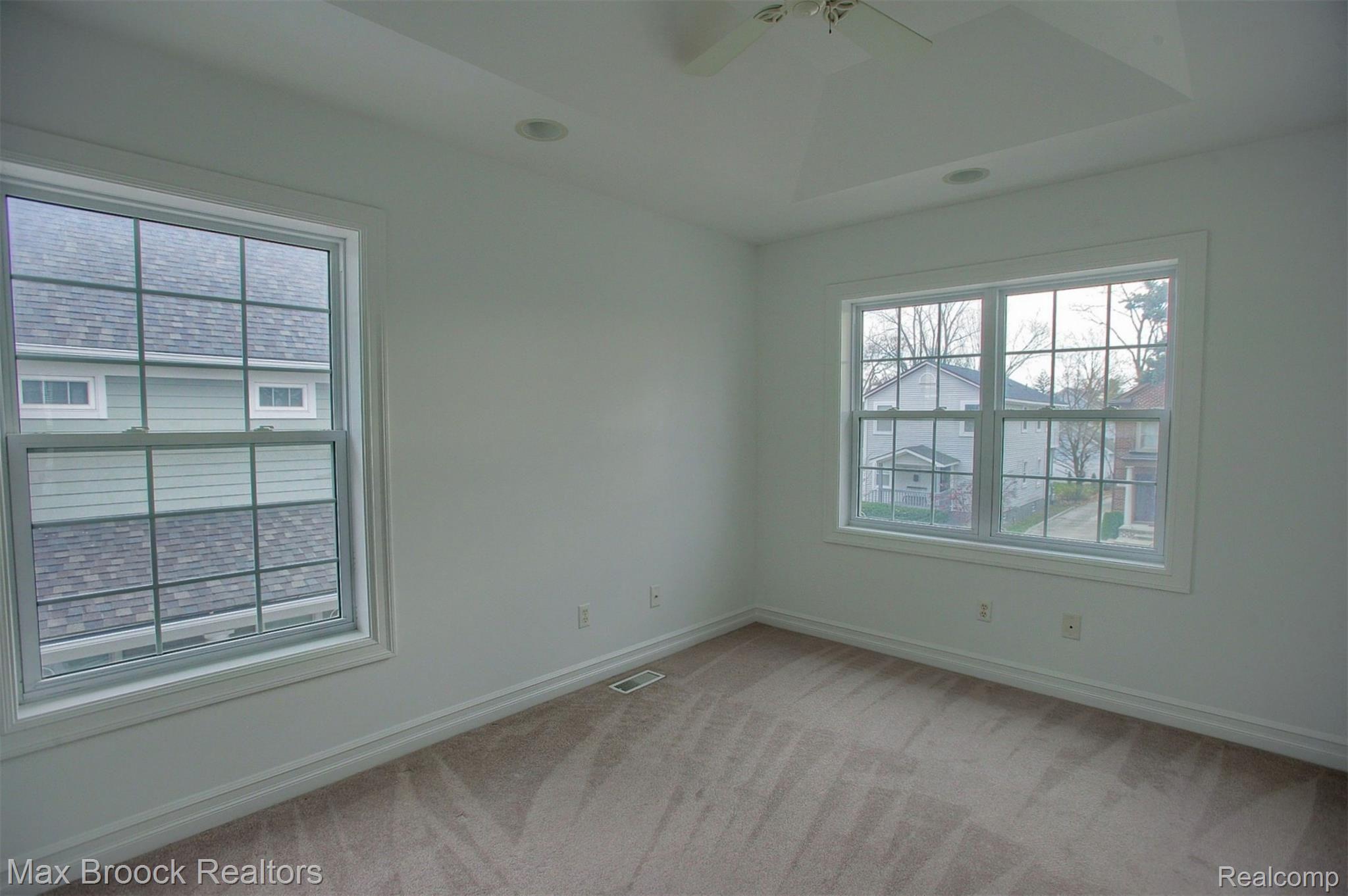 907 Ruffner Avenue Birmingham, MI 48009 - Photo 31 of 40 28-3rd Bedroom.jpg