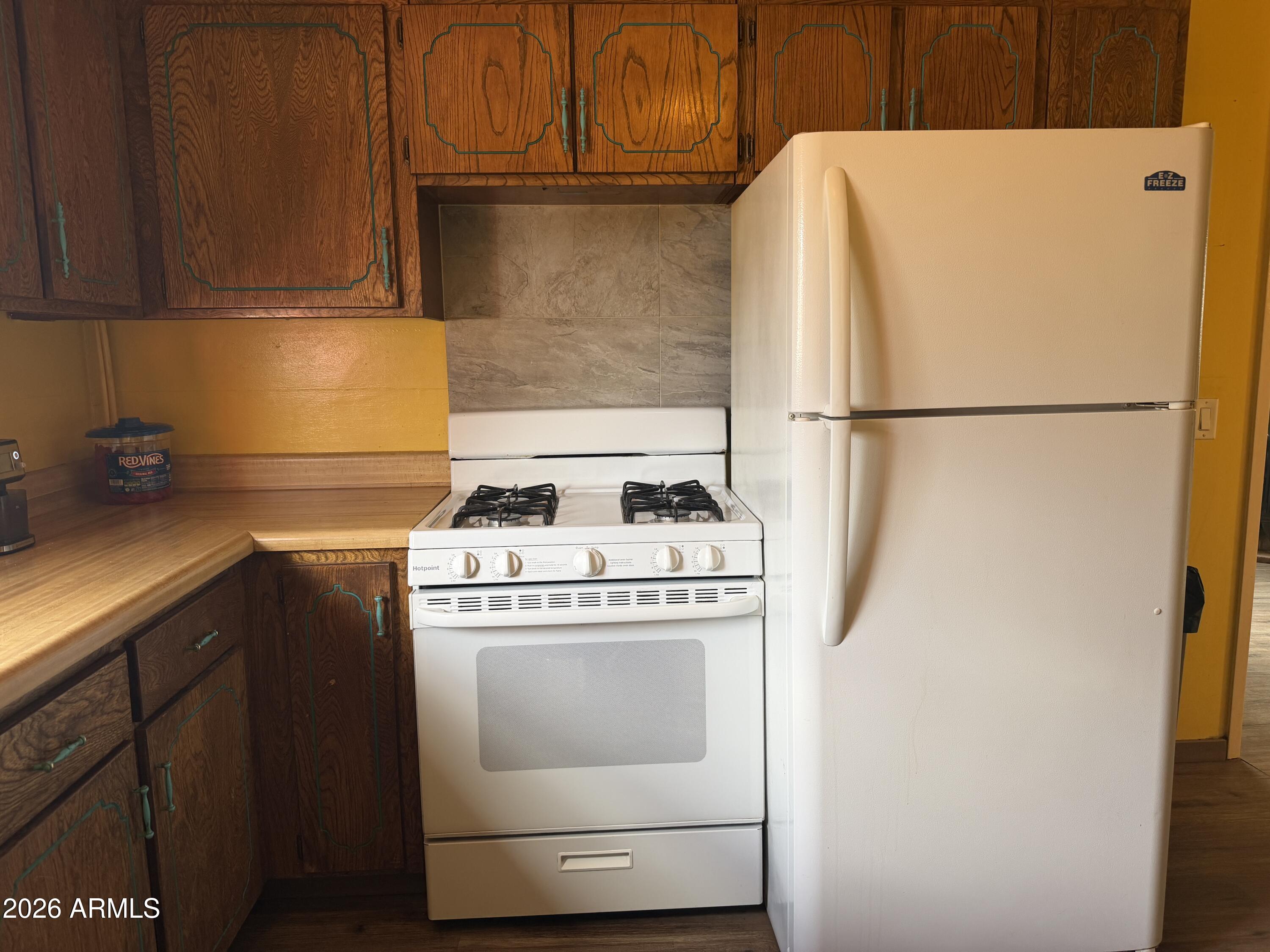 1 Hideaway Road Ash Fork, AZ 86320 - Photo 5 of 43 a utility room with dryer and washer