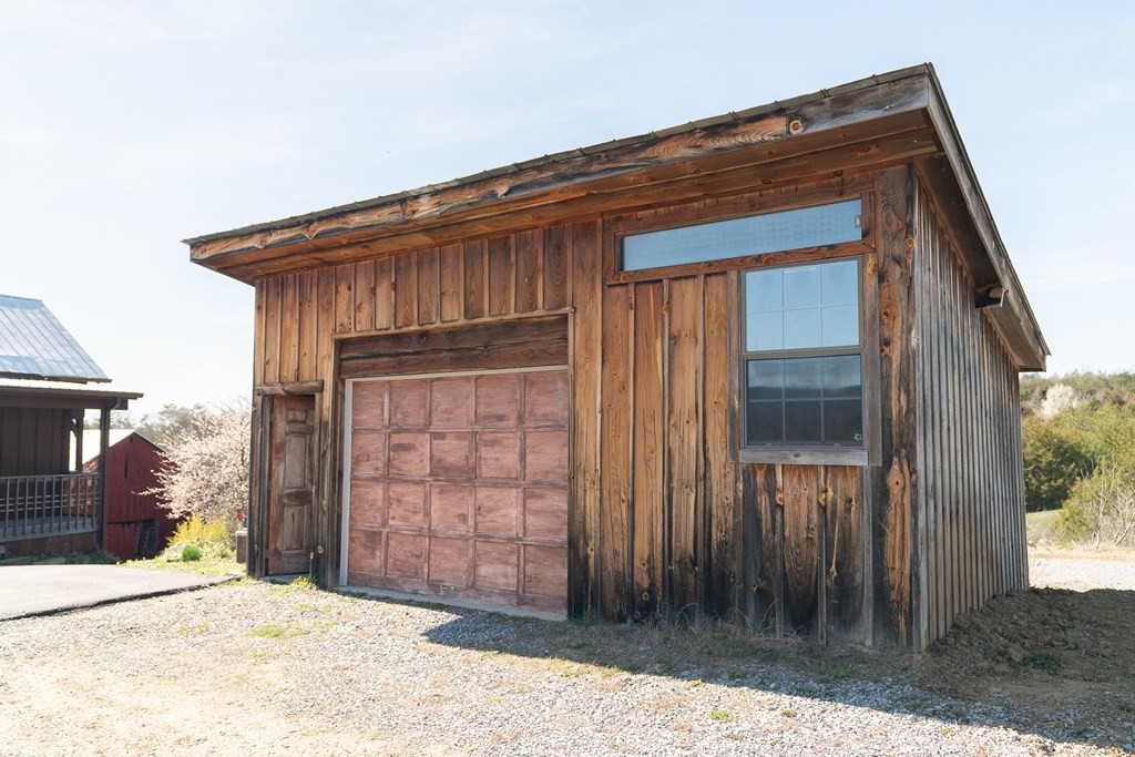 435 Fain Road Sevierville, TN 37876 - Photo 34 of 44