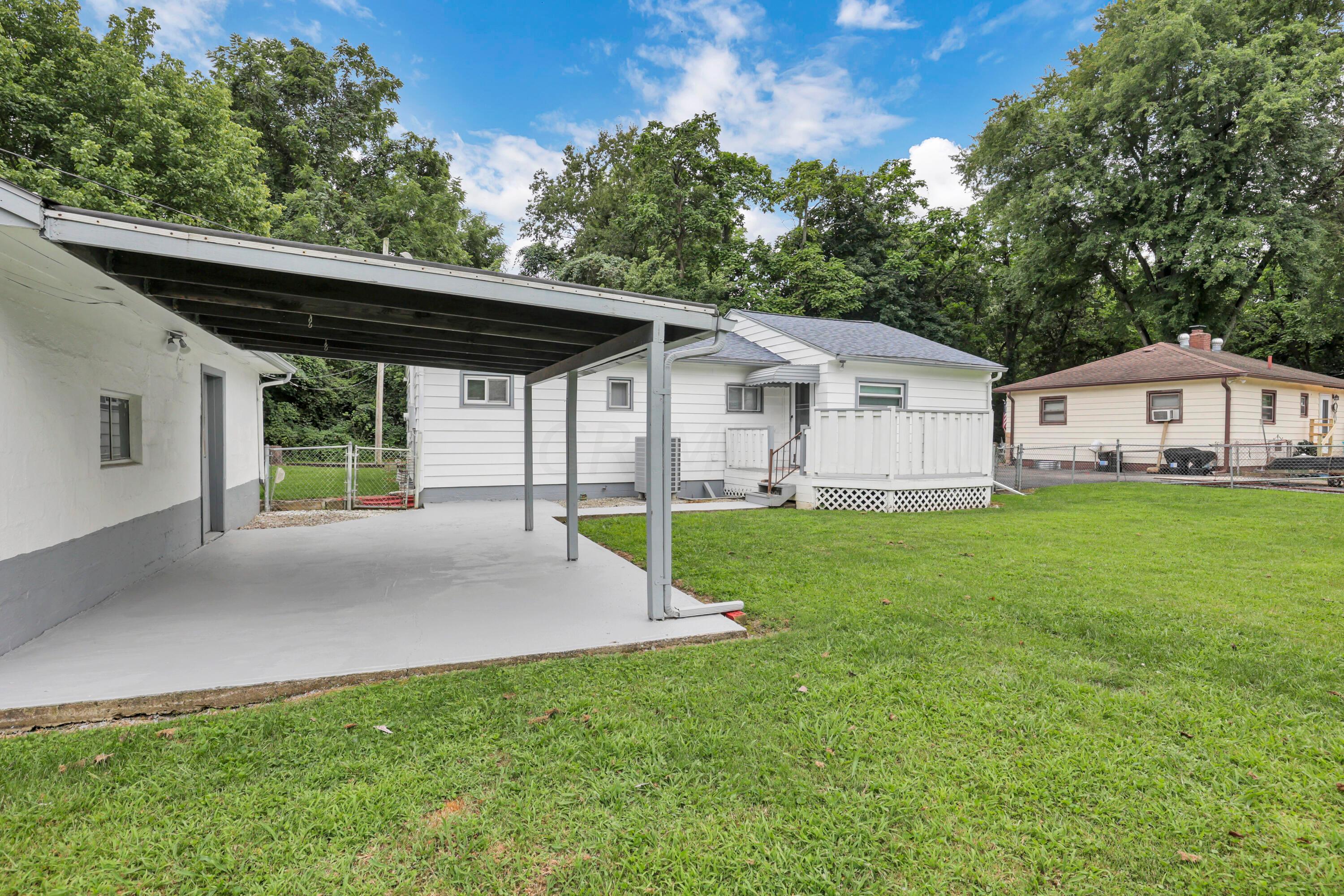4800 Crocker Road Columbus, OH 43232 - Photo 22 of 30 0N4A7251