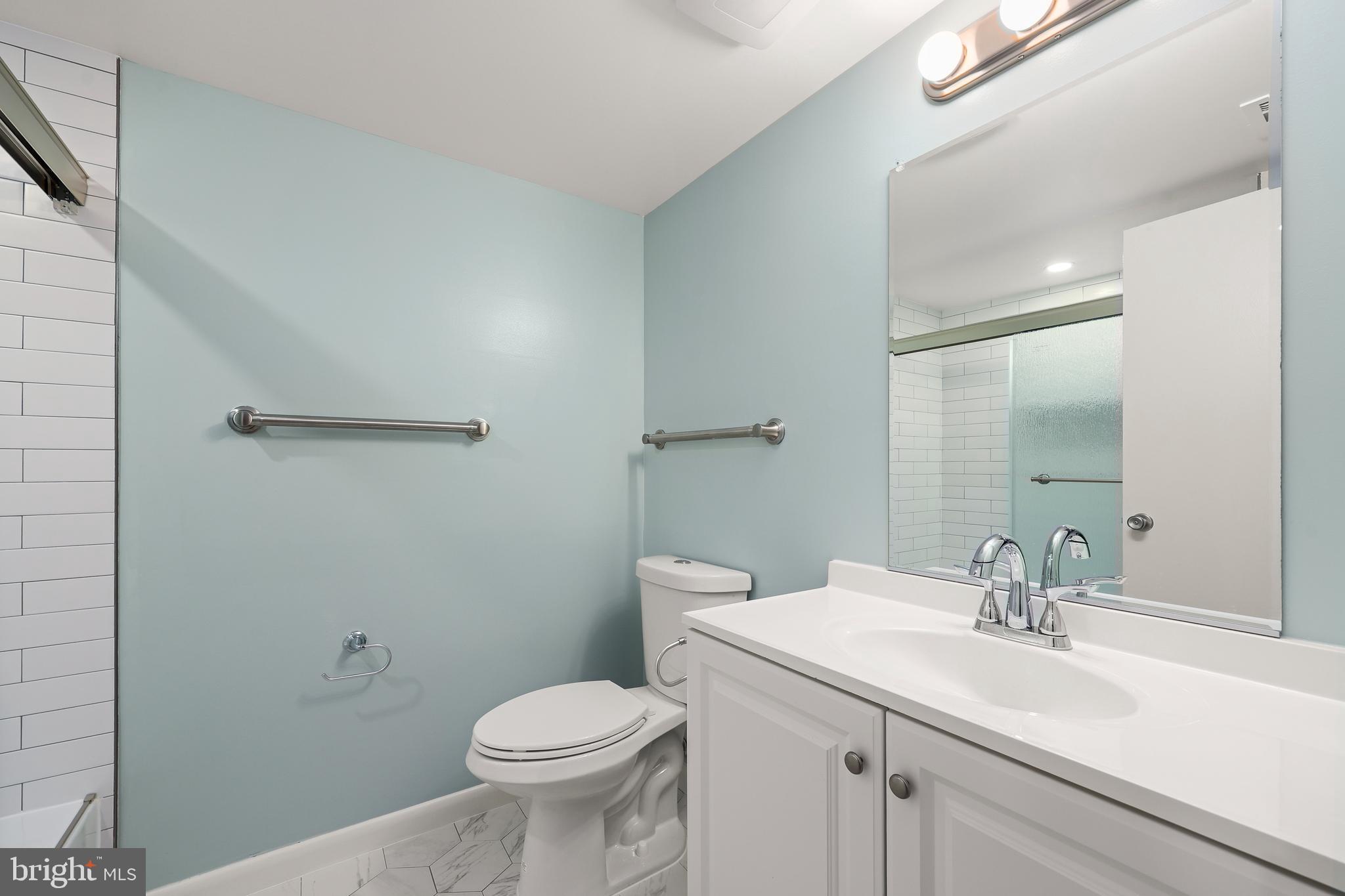 1405 Northgate Square, Unit 22B Reston, VA 20190 - Photo 17 of 31 Gallery Image 17