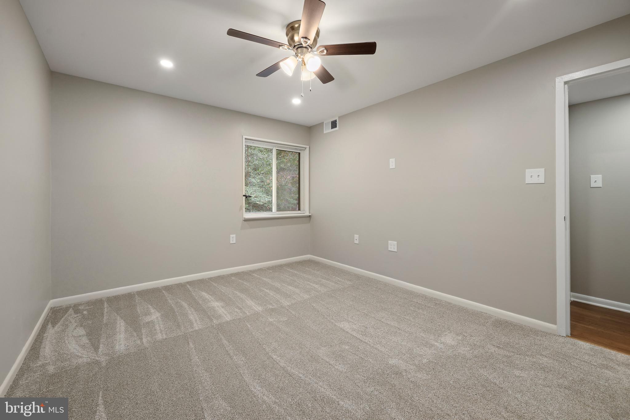 1405 Northgate Square, Unit 22B Reston, VA 20190 - Photo 22 of 31 Gallery Image 22