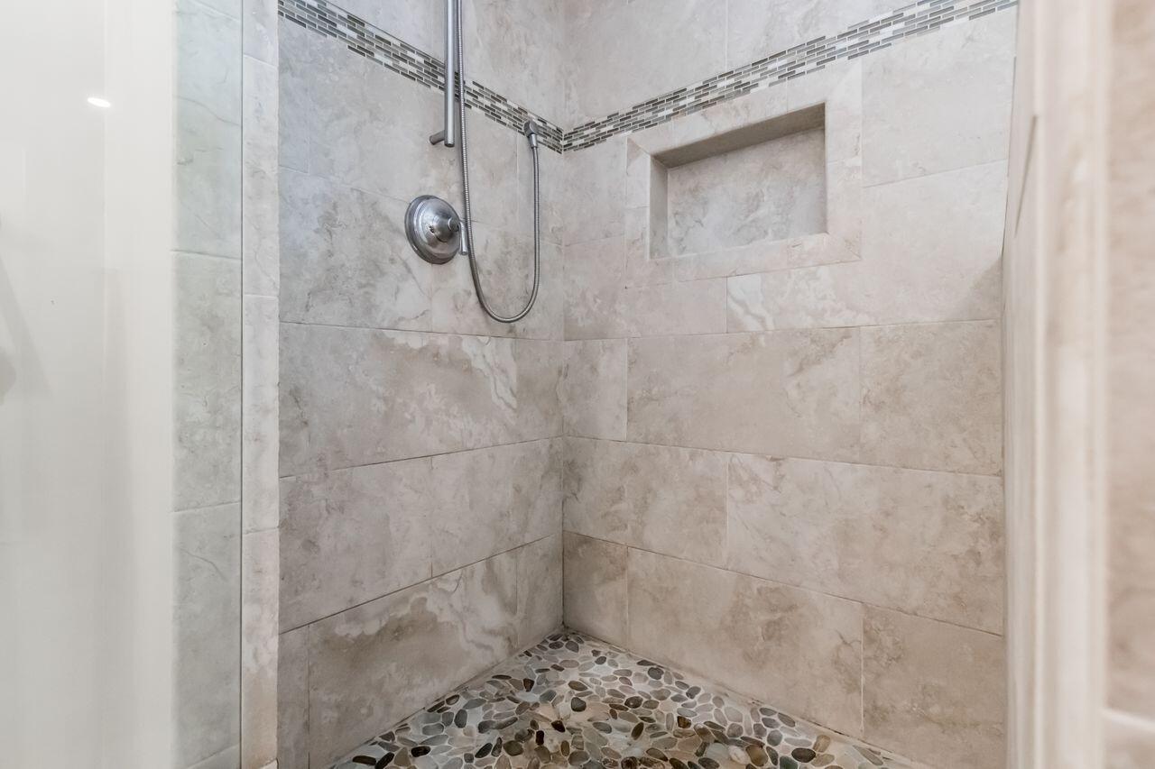 14 Hampton Road Cape Elizabeth, ME 04107 - Photo 36 of 47 20220721KP-71070