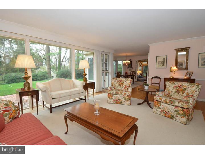 131 Pine Tree Road Wayne, PA 19087 - Photo 10 of 23 Living Room