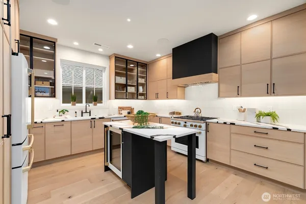 $2,595,000 | 3032 Northeast Blakeley Street, Seattle, WA 98105