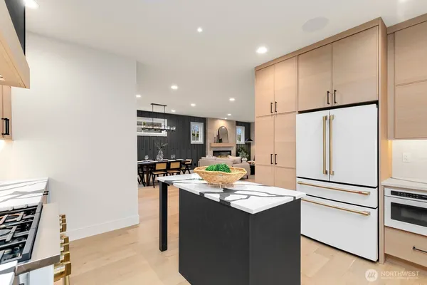 $2,595,000 | 3032 Northeast Blakeley Street, Seattle, WA 98105