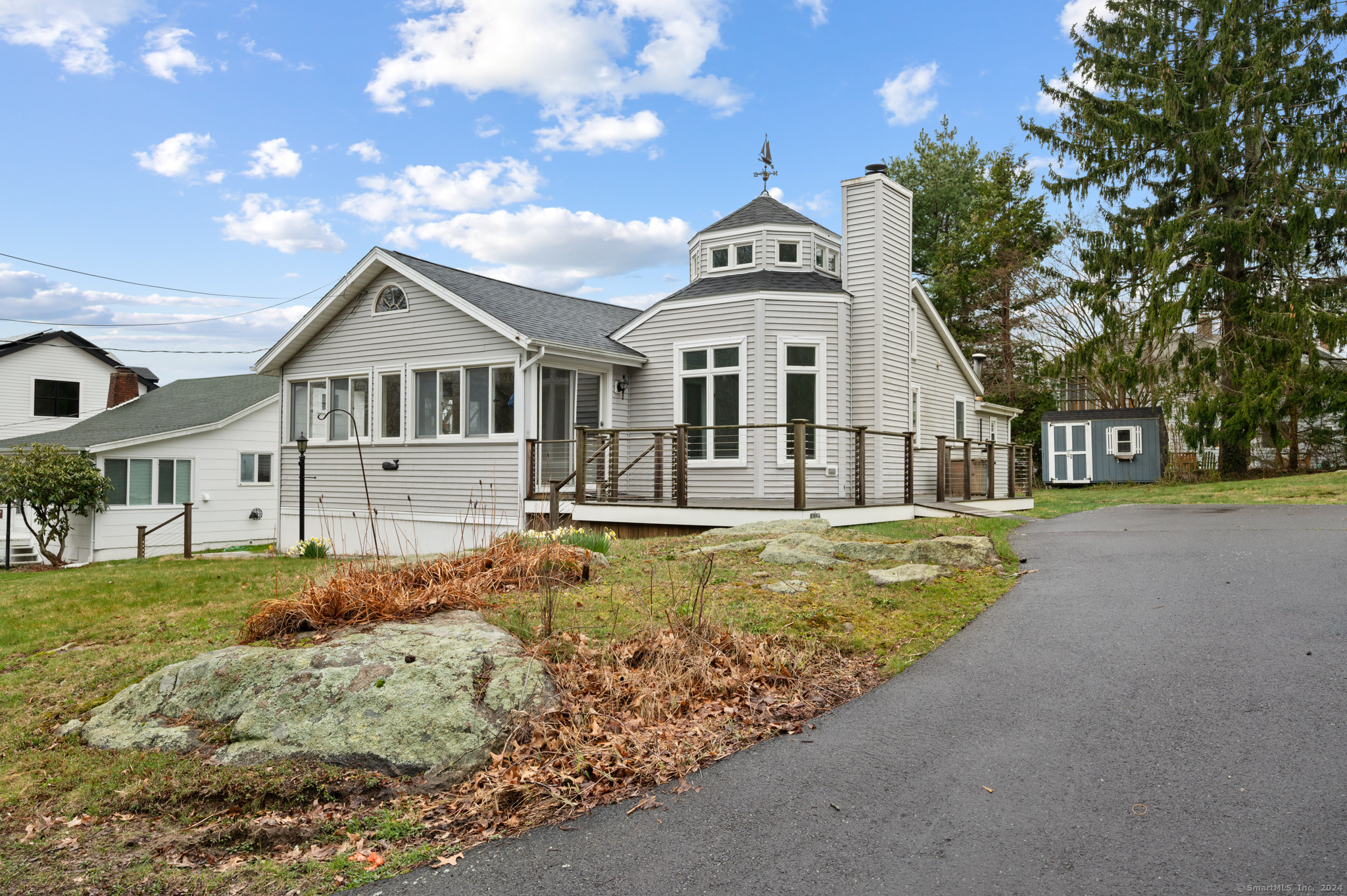 10 Mamacock Road East Lyme, CT 06357 - Photo 1 of 1