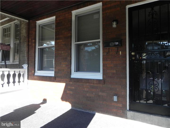723 Marlyn Road Philadelphia, PA 19151 - Photo 3 of 20