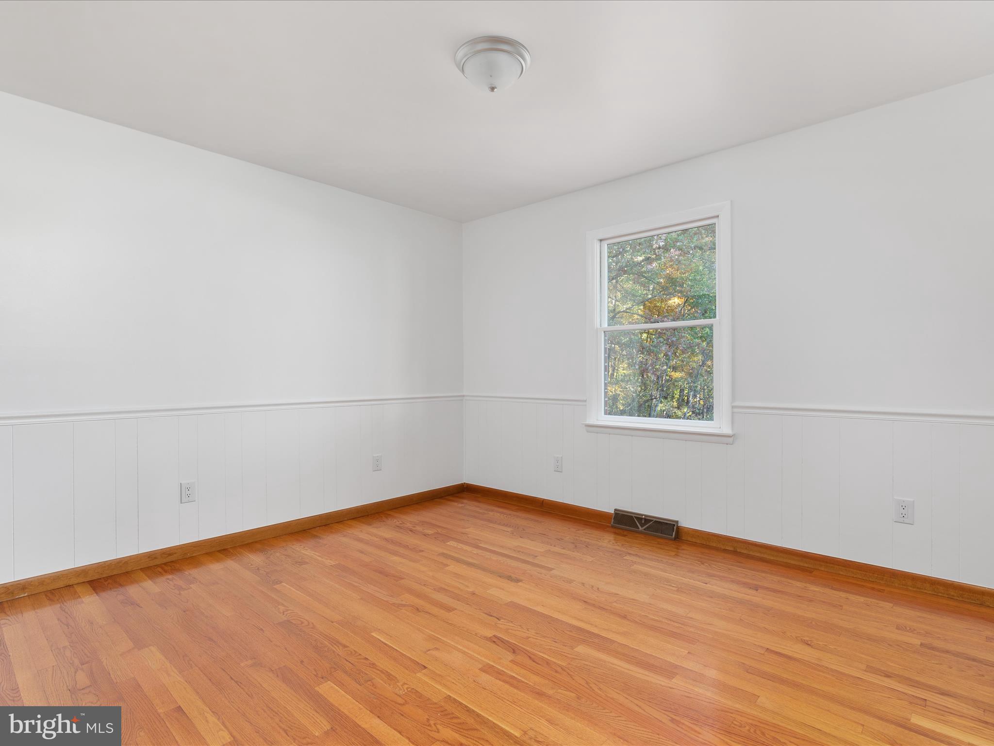 699 Foltz Road Edinburg, VA 22824 - Photo 21 of 63 Bedroom 2