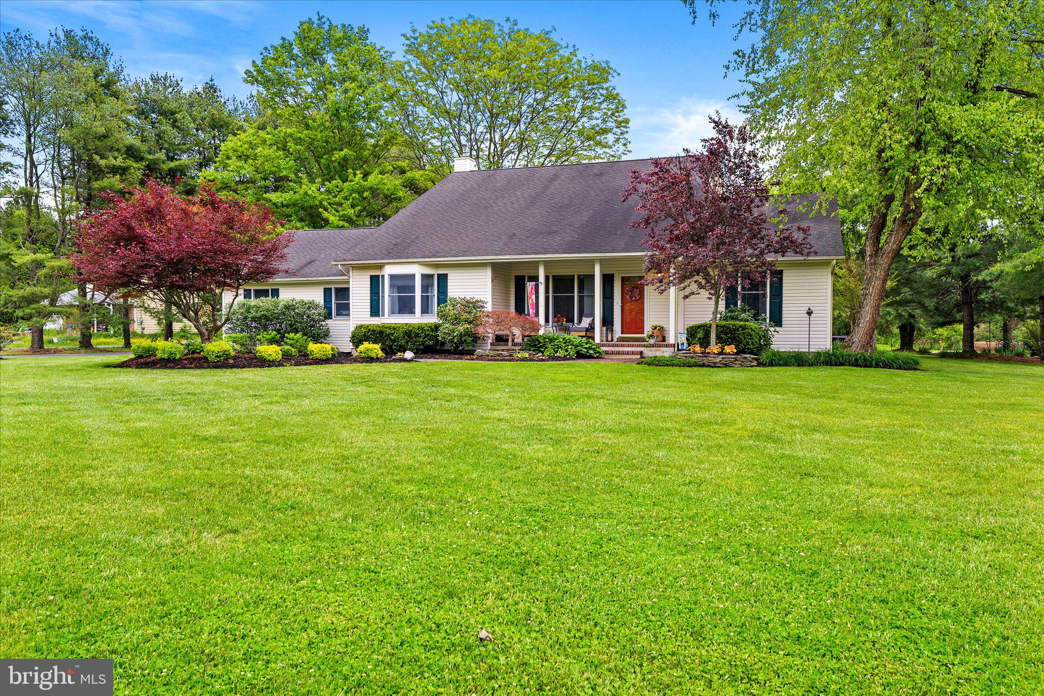 134 Schoolhouse Road Wrightstown, NJ 08562 - Photo 4 of 60