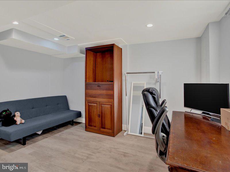 5610 Decatur Place Hyattsville, MD 20781 - Photo 12 of 19 Gallery Image 12