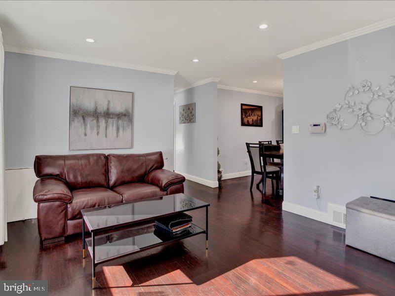 5610 Decatur Place Hyattsville, MD 20781 - Photo 2 of 19 Gallery Image 2