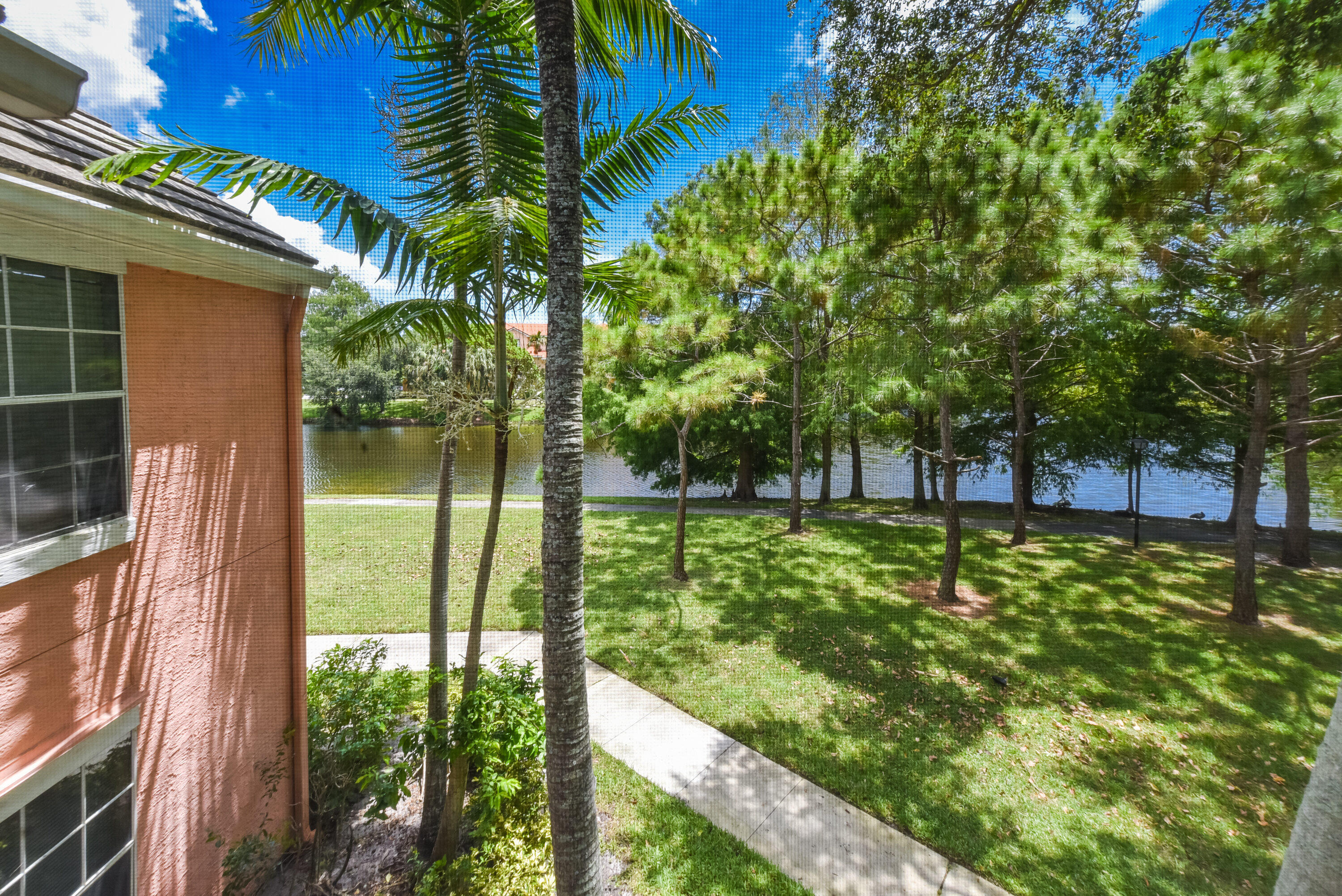 1365 Crystal Way, Unit J Delray Beach, FL 33444 - Photo 15 of 34 1365 Crystal Way J Delray-print-014-012-