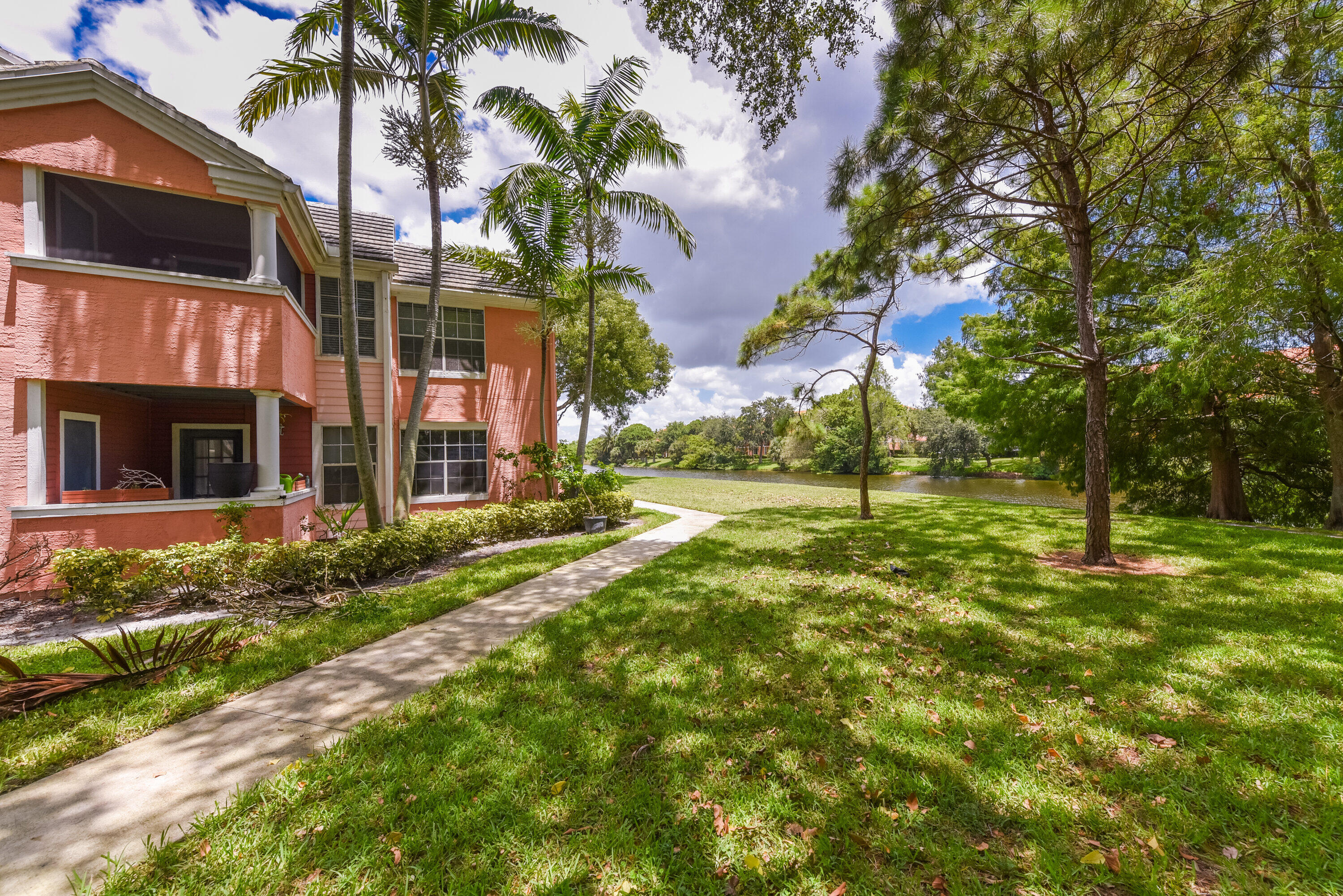 1365 Crystal Way, Unit J Delray Beach, FL 33444 - Photo 24 of 34 1365 Crystal Way J Delray-print-023-021-