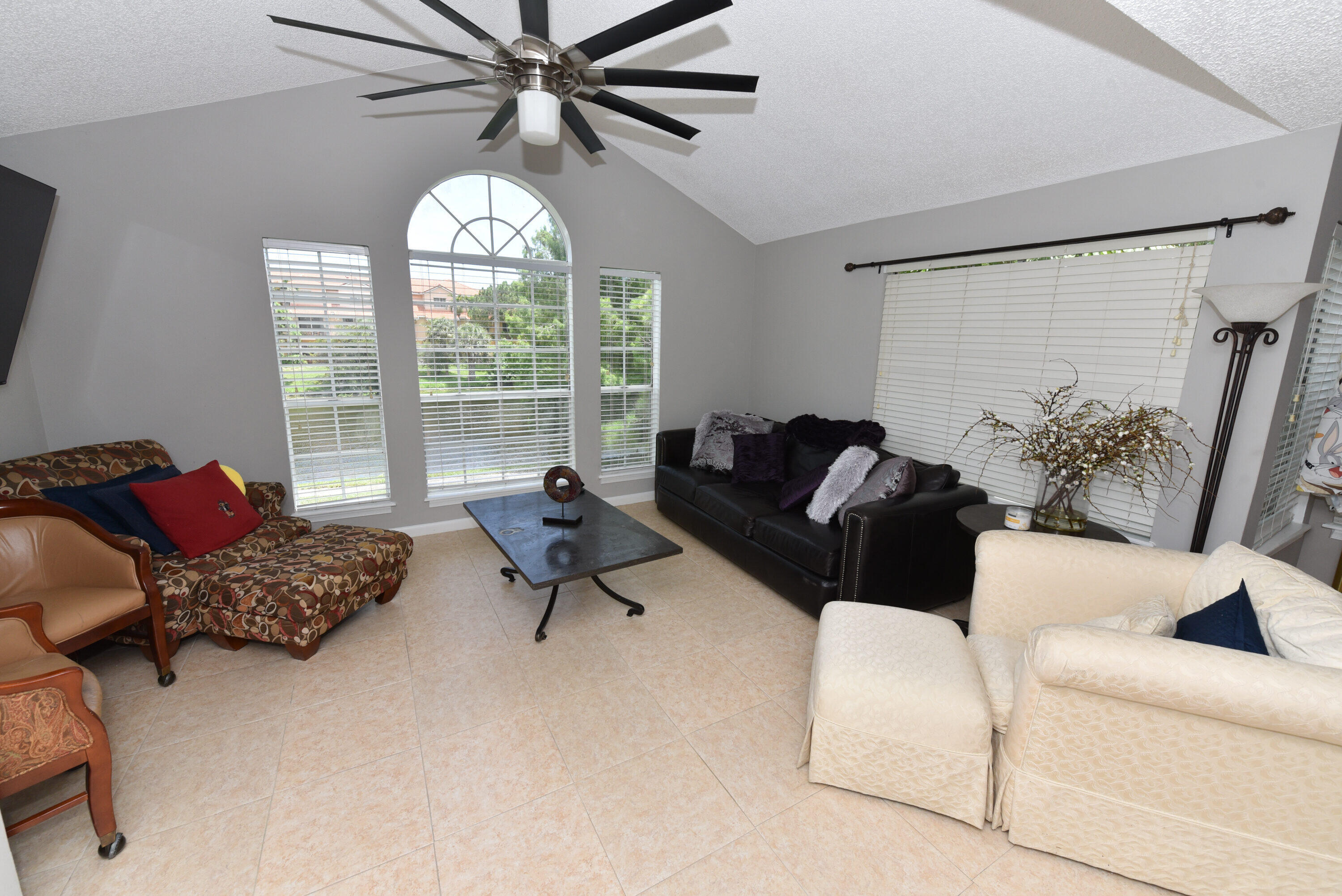 1365 Crystal Way, Unit J Delray Beach, FL 33444 - Photo 4 of 34 1365 Crystal Way J Delray-print-003-001-