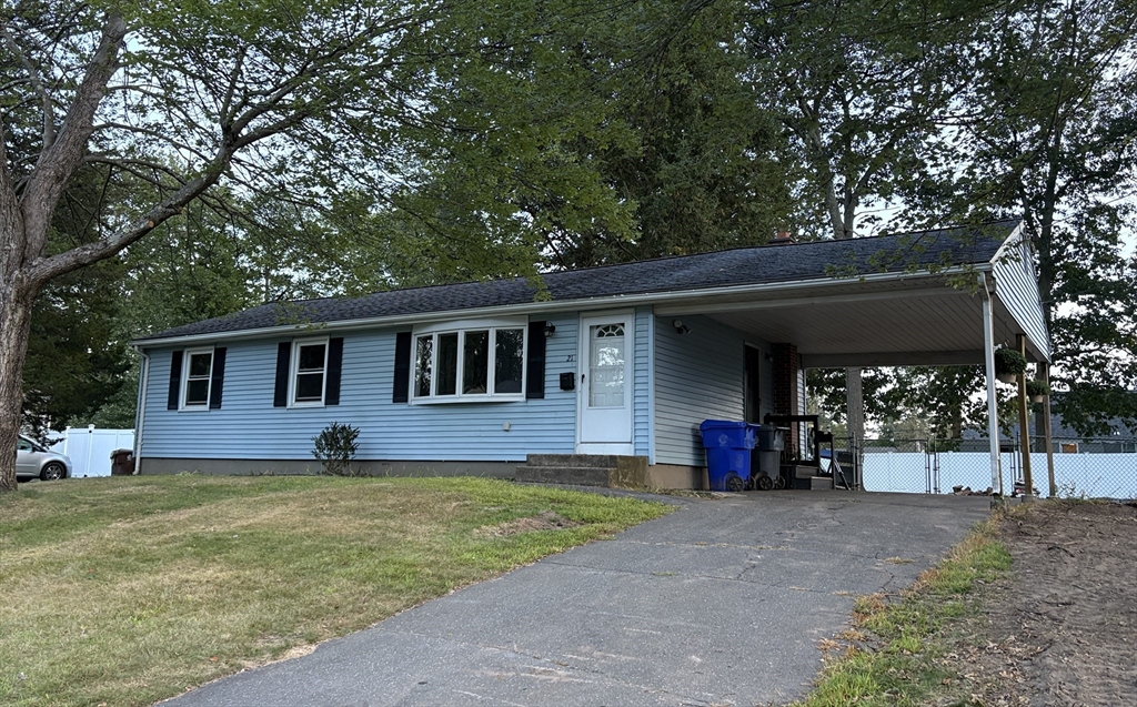 a view of house with outdoor space