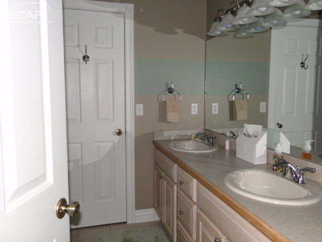 13104 Elms Road Clio, MI 48420 - Photo 48 of 55 21132411-47.JPG