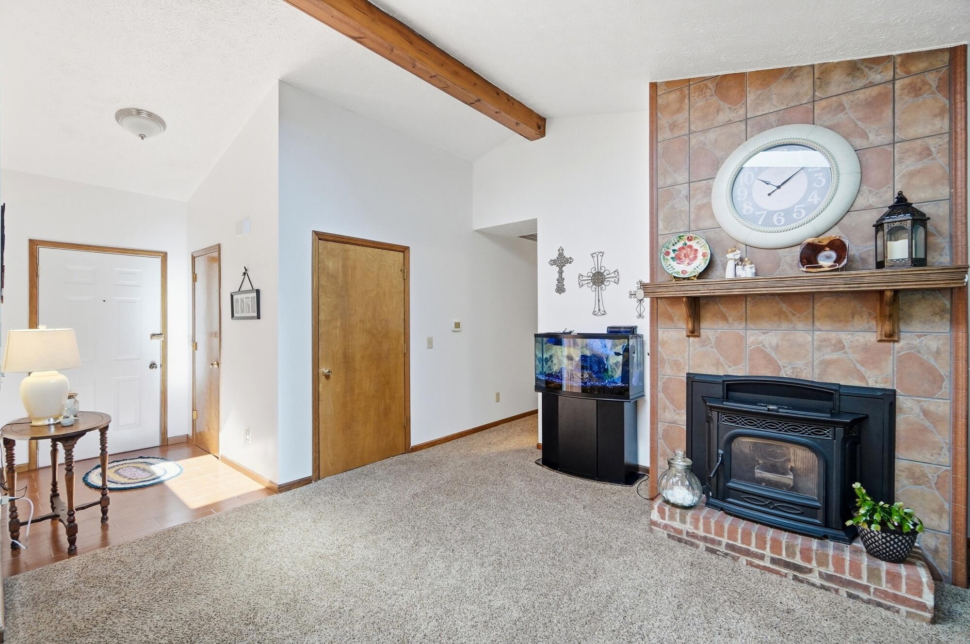 6780 Springfield Jamestown Road Springfield, OH 45502 - Photo 7 of 58