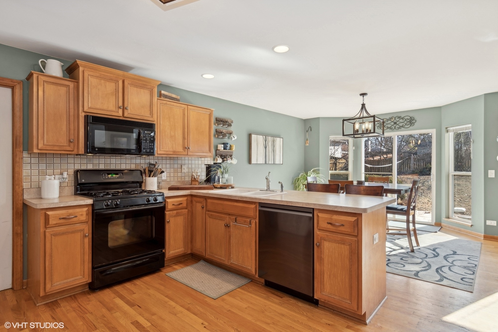 205 Maple Ridge Lane Montgomery, IL 60538 - Photo 6 of 22 Gallery Image 6