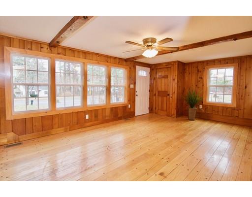 130 Cooley Street Springfield, MA 01128 - Photo 11 of 30