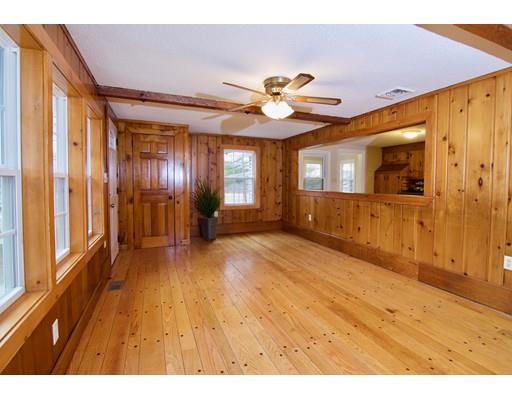 130 Cooley Street Springfield, MA 01128 - Photo 14 of 30
