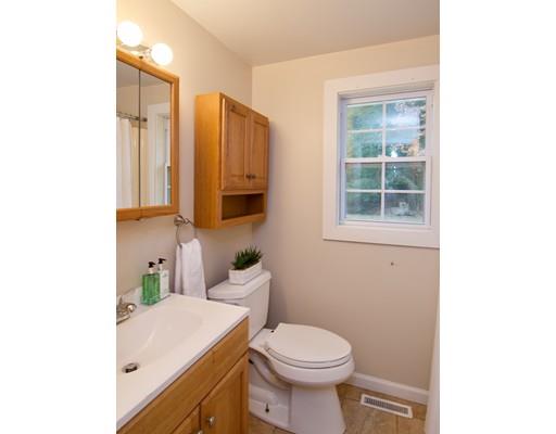 130 Cooley Street Springfield, MA 01128 - Photo 18 of 30