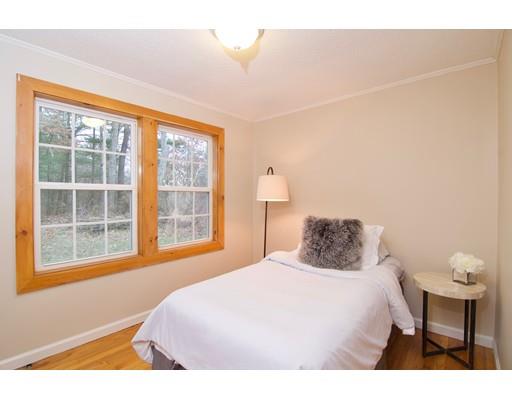 130 Cooley Street Springfield, MA 01128 - Photo 19 of 30