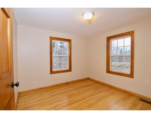 130 Cooley Street Springfield, MA 01128 - Photo 21 of 30