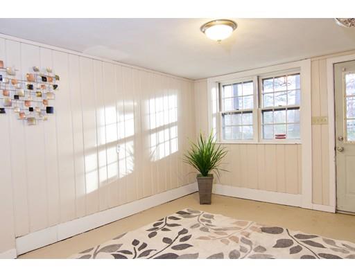 130 Cooley Street Springfield, MA 01128 - Photo 24 of 30