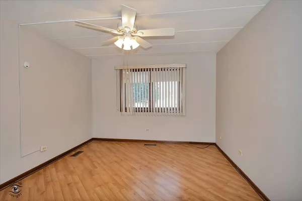 $229,000 | 15249 Catalina Drive, Unit 1N, Orland Park, IL 60462