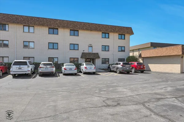 $229,000 | 15249 Catalina Drive, Unit 1N, Orland Park, IL 60462