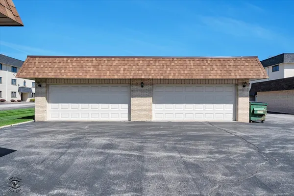 $229,000 | 15249 Catalina Drive, Unit 1N, Orland Park, IL 60462