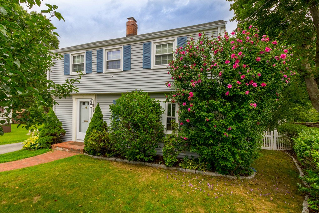 29 Nathaniel Road Winchester, MA 01890 - Photo 2 of 29 Gallery Image 2