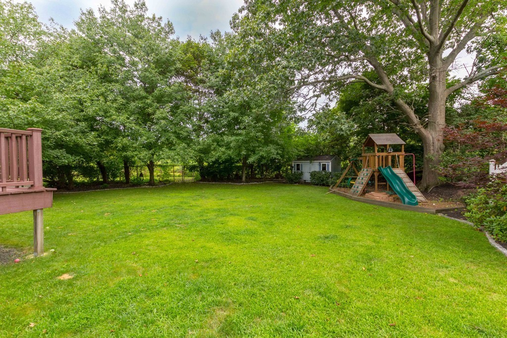 29 Nathaniel Road Winchester, MA 01890 - Photo 26 of 29 Gallery Image 26