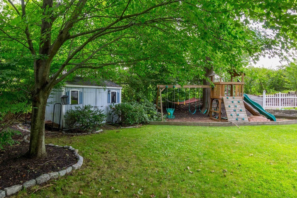 29 Nathaniel Road Winchester, MA 01890 - Photo 27 of 29 Gallery Image 27