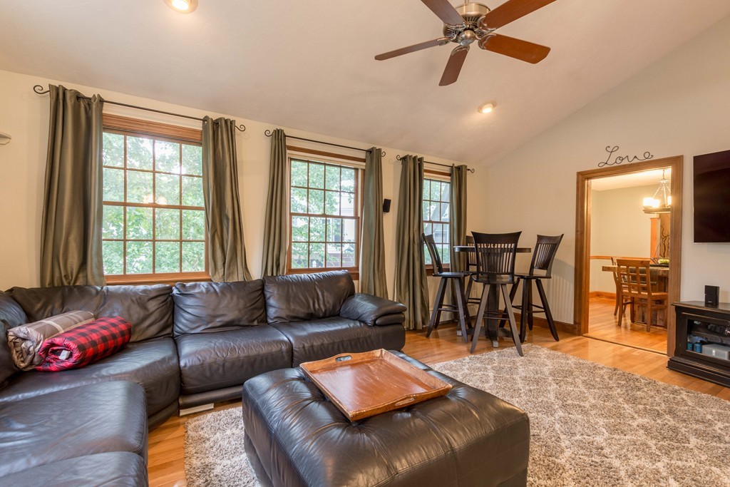 29 Nathaniel Road Winchester, MA 01890 - Photo 10 of 29 Gallery Image 10