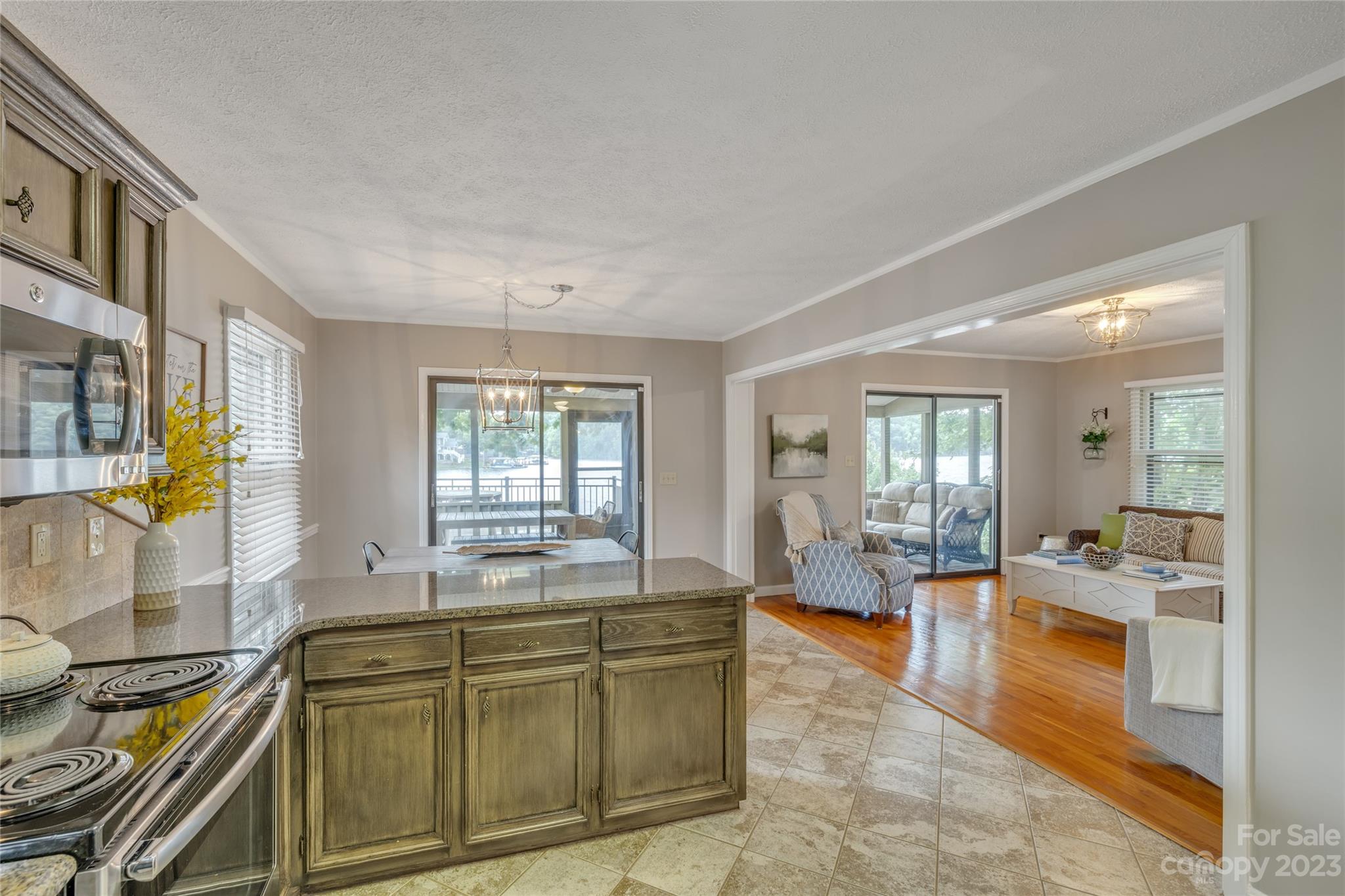 716 Shoreline Road Badin Lake, NC 28127 - Photo 14 of 39 Gallery Image 14